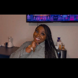 Meet your Posher, Celine